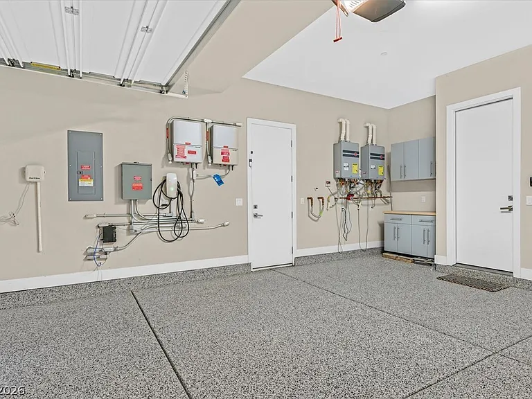 65 Garibaldi Way — Photo 72
