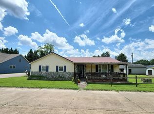 109 Walker St, Nitro, WV 25143