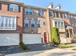 12006 Englemeade Dr, Fairfax, VA 22030