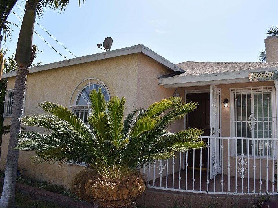 1st image of 10701 Doty Ave