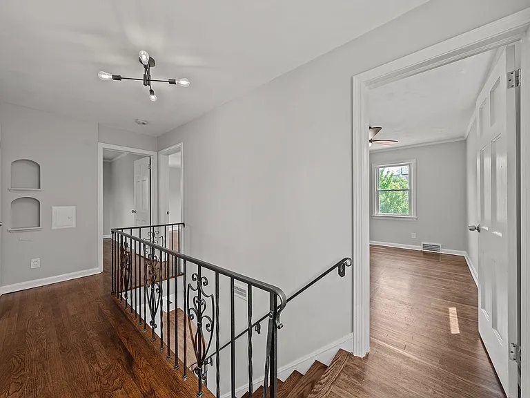 3601 Tullamore Rd — Photo 15