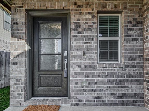 3rd image of 9842 Copper Ranch Trl