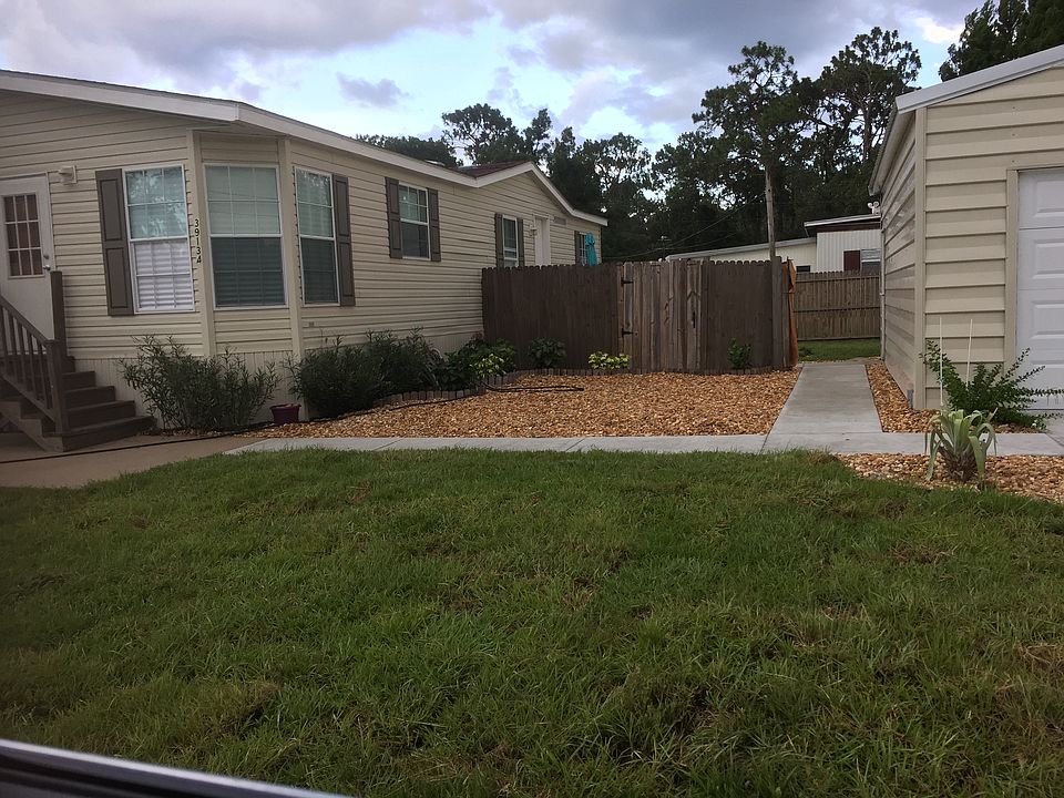 1st image of 39134 Hillcrest Dr