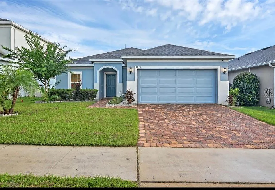 9213 Halsey Dr