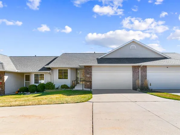2278 E Grantview Dr, Coralville, IA 52241