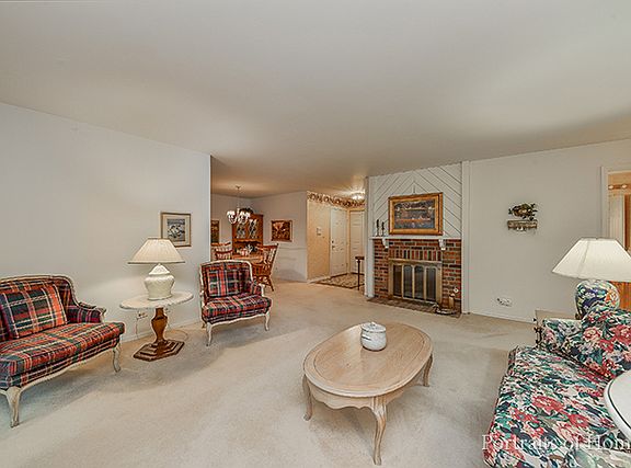 4th image of 23 Glencoe Ct #101