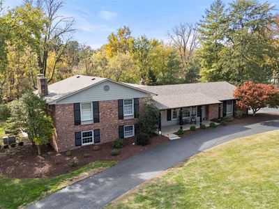 13 Balcon Est, Saint Louis, MO, 63141