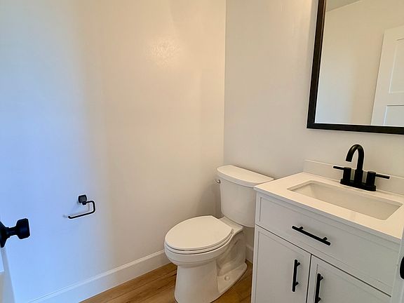 5th image of 119 E 15th St #A