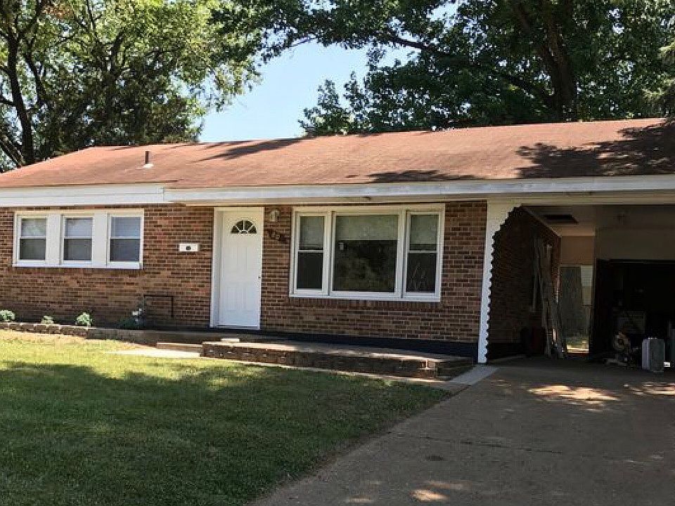 1st image of 80 Saint Maurice Ln