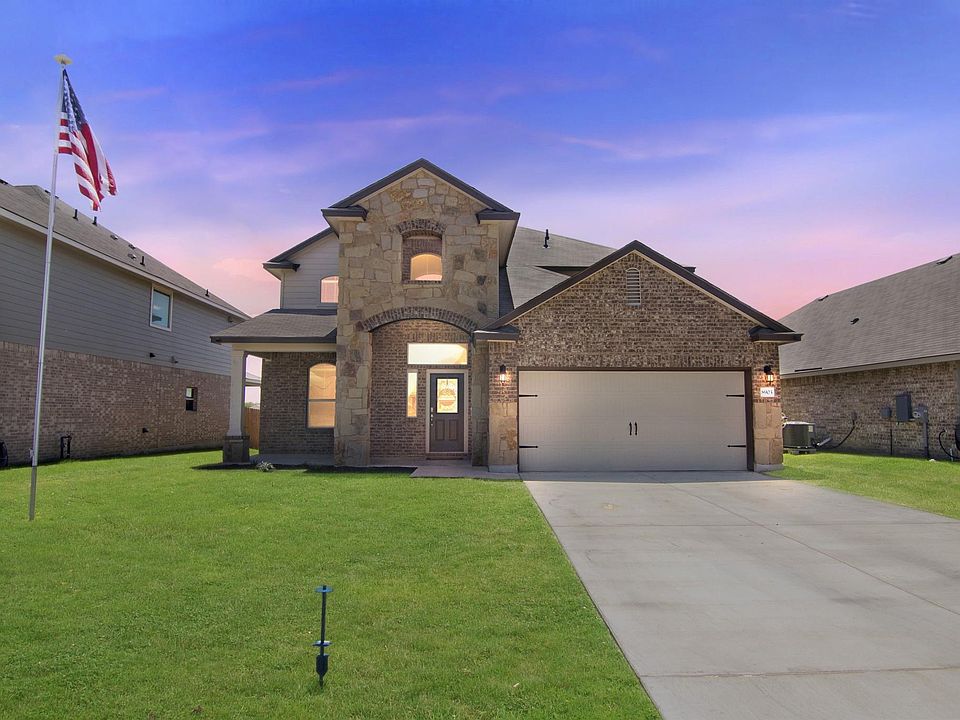 1st image of 8903 Stonehollow Dr