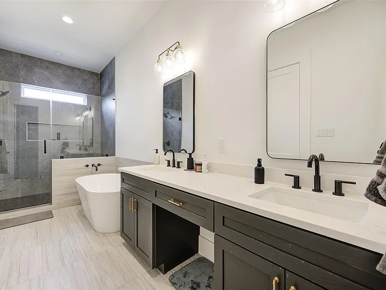 18 Sidney St #A — Photo 18