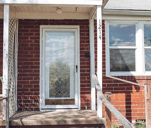 2nd image of 1214 Cherry St