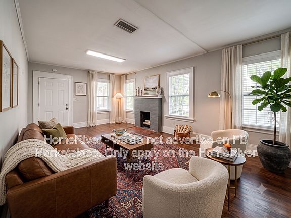 2nd image of 2915 Fitzgerald St