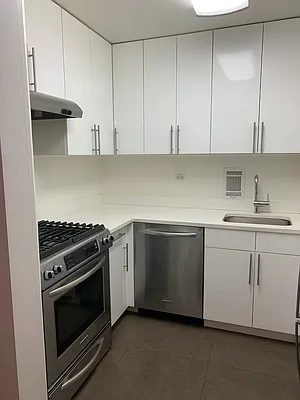 Rented by Olympia House Delaware LP | media 29