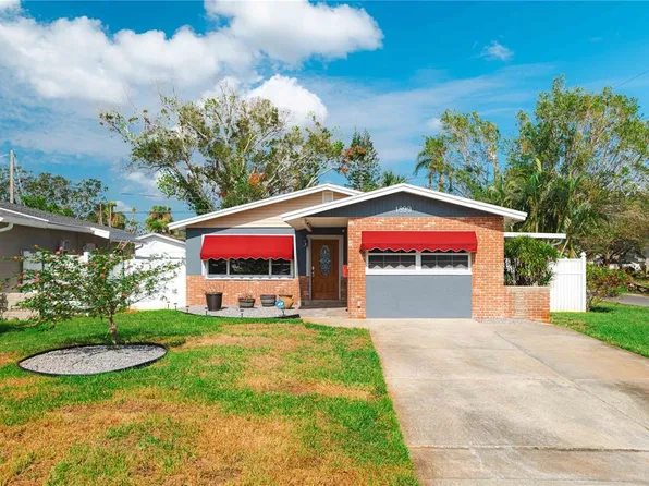 1899 Montana Ave NE, Saint Petersburg, FL 33703