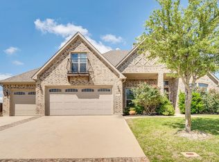3205 Meadow Ridge Dr, Midlothian, TX 76065