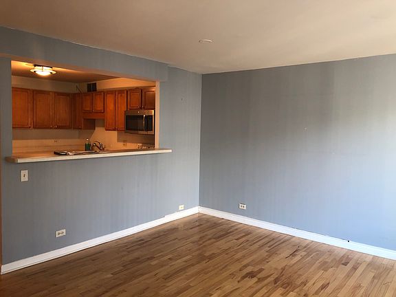 4th image of 211 E Ohio St APT 1904