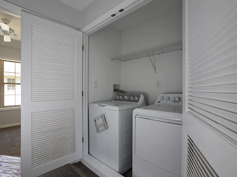 Gramercy Townhomes - 205 — Photo 16