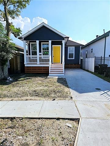 1st image of 3050 N Miro St