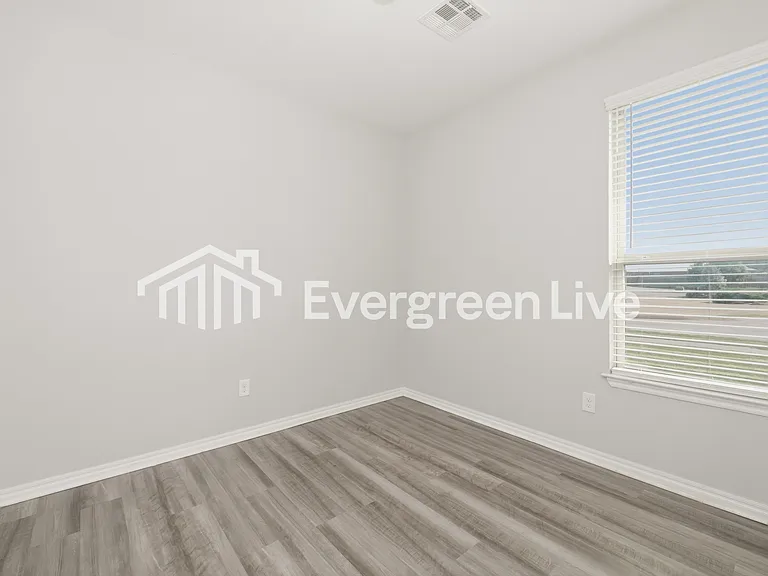 14013 Babbling Brook Dr — Photo 10