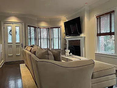 4 bed, 3263 sqft, $12,000 — Photo 4