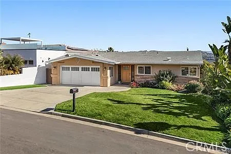 33872 Granada Dr — Photo 1