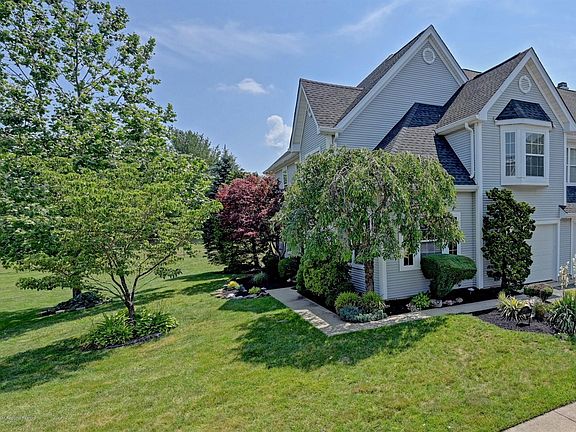 4th image of 3001 Jockey Hollow Dr