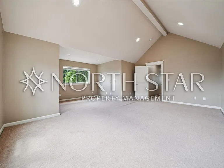 16550 Oaktree Ter — Photo 32