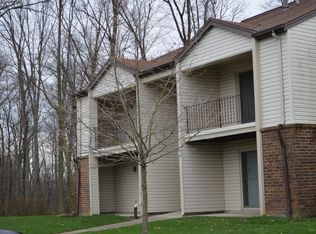1712 Lucille Dr APT 2B, Lima, OH 45801