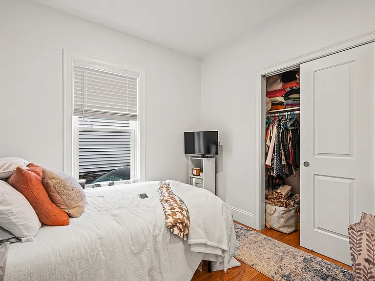 55 Saxton St #1 — Photo 9