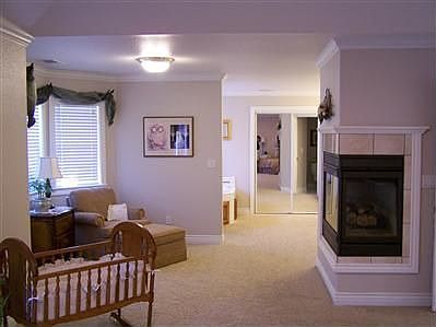 3rd image of 2137 Hillridge Dr