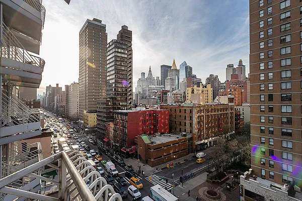 Sold by Noble Realty | media 7