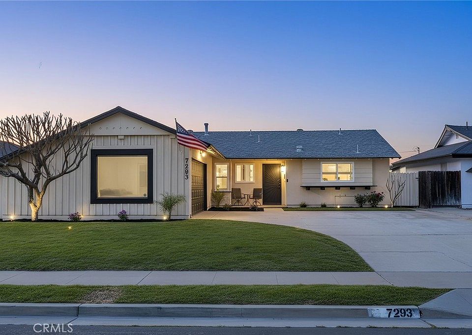1st image of 7293 El Cielo Cir