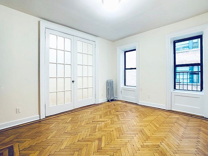 1st image of 216 W 99th St APT 7