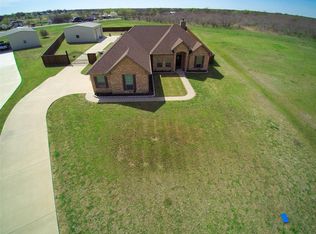 1022 Chartres, Kaufman, TX 75142