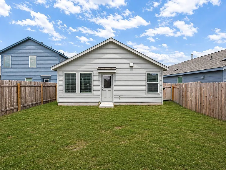 108 Evening Glow Dr — Photo 14