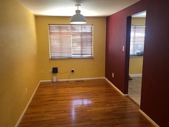 4105 Moorhead Ave — Photo 9