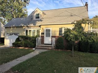 131 Vineyard Rd, Edison, NJ 08817