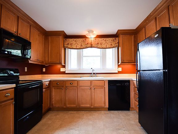 4th image of 2533 NE Clackamas St #A & B