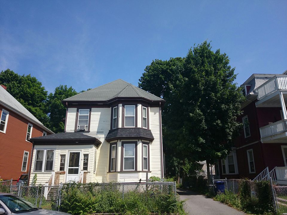 2nd image of 8 King St