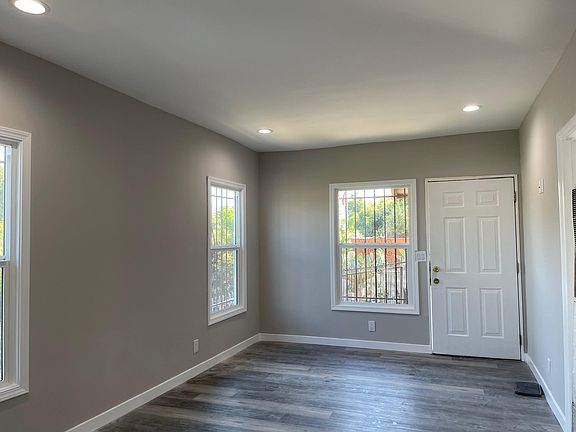 5th image of 1335 N Alvarado St #1/2