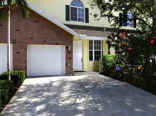 141 Spruce St, Boynton Beach, FL 33426