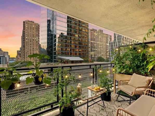 165 W 66th St APT 8D, Manhattan, NY 10023