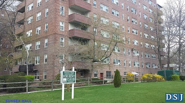 1st image of 16605 Highland Ave APT 7Y