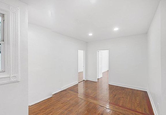 3rd image of 225 Malcolm X Blvd APT 3