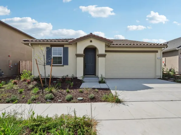 1871 Amaryllis Dr, Hollister, CA 95023