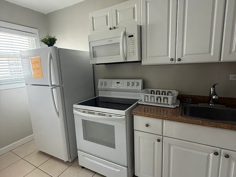 515 Columbia Dr #12 — Photo 6
