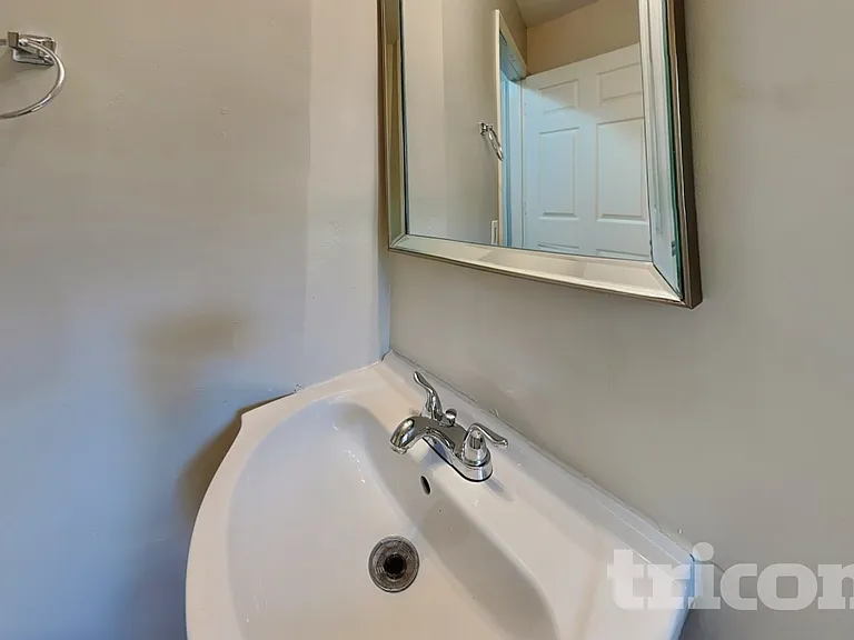 381 Waterford Rd NW — Photo 14