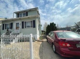 908 No 34 St, Camden, NJ 08105