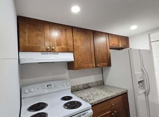 1673 Bay Rd APT 301, Miami Beach, FL 33139